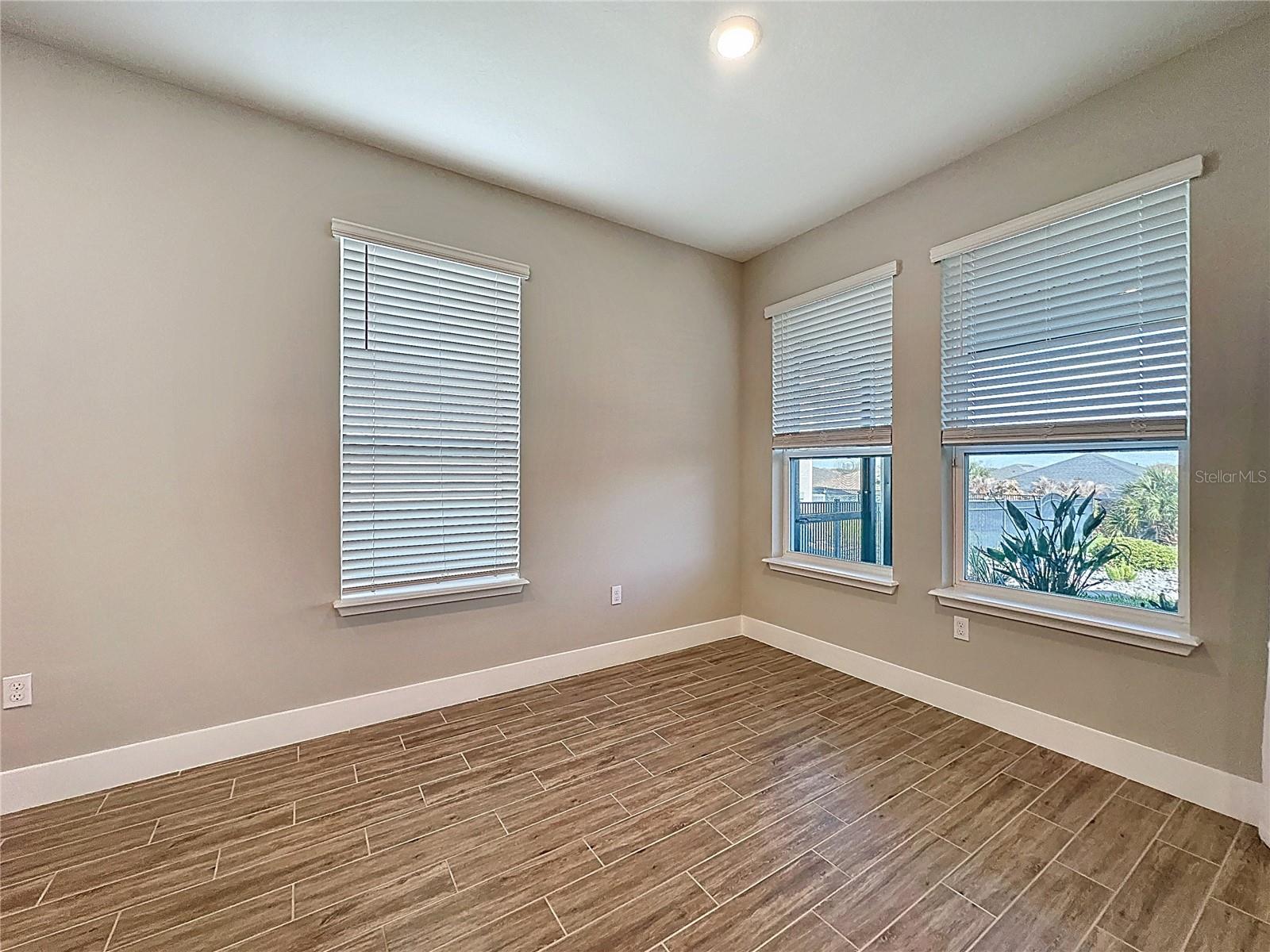 Image 5 of 77 For 651 Conservation Boulevard