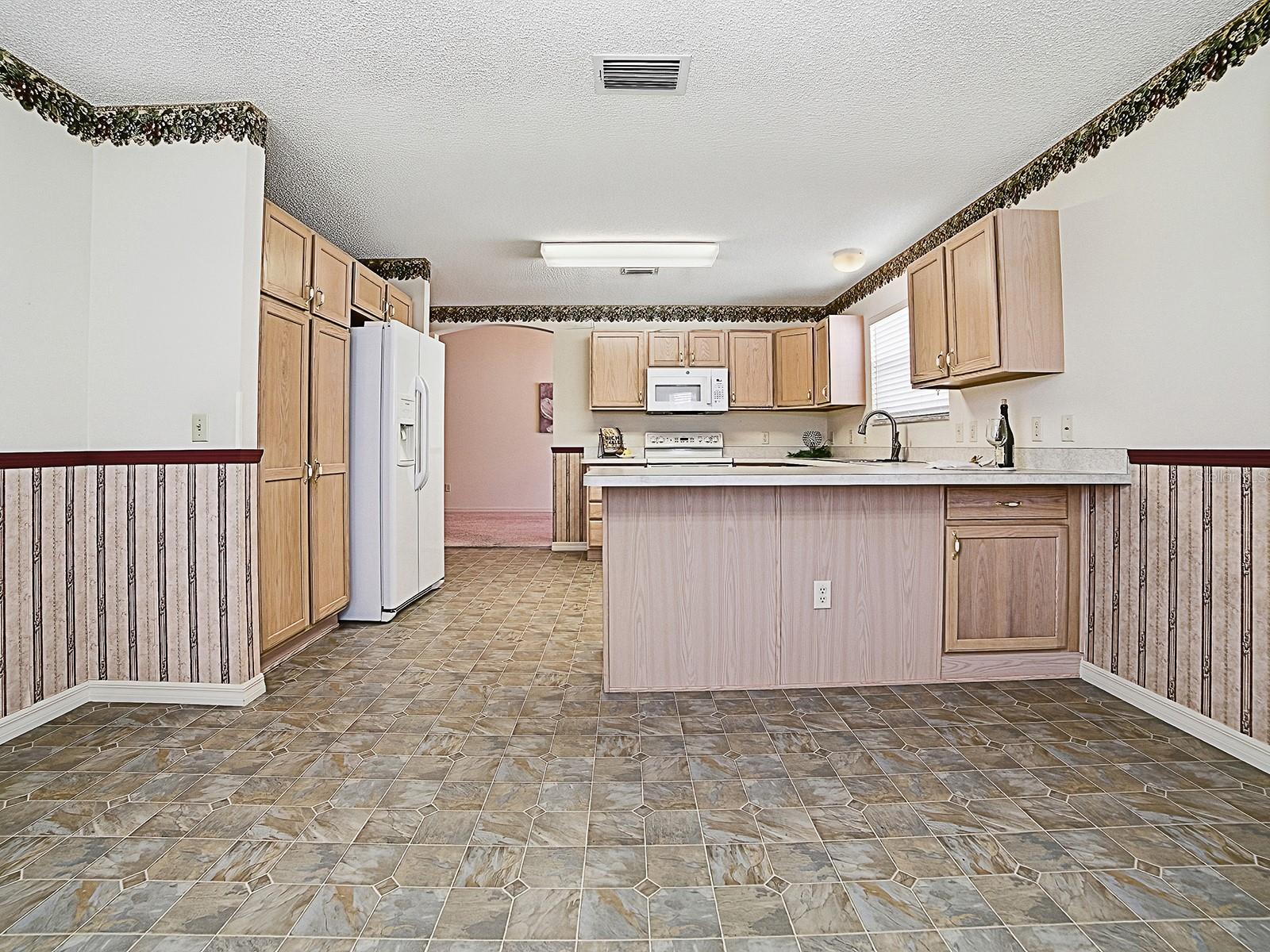 Image 13 of 34 For 16865 93rd Cuthbert Circle