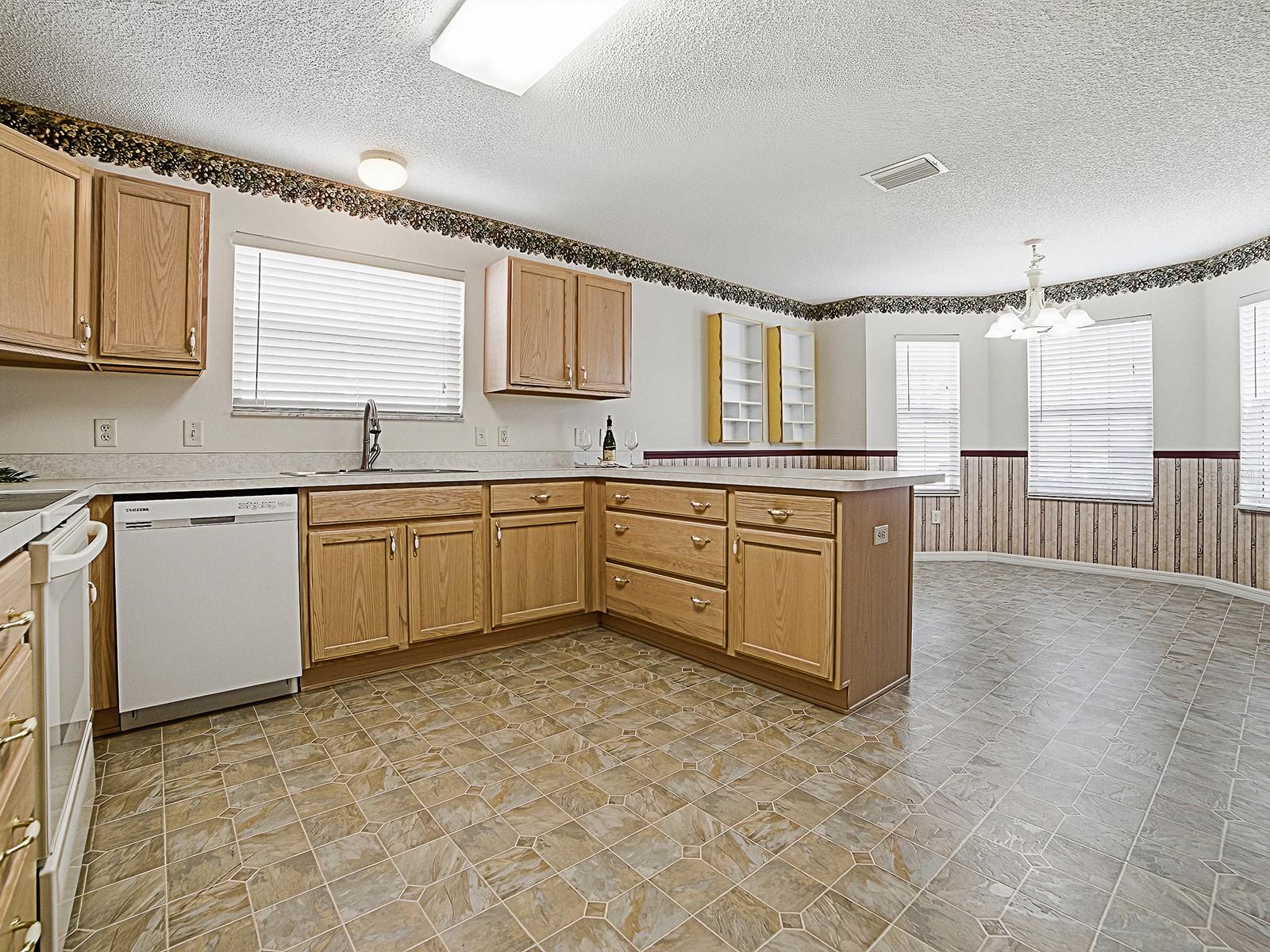 Image 9 of 34 For 16865 93rd Cuthbert Circle