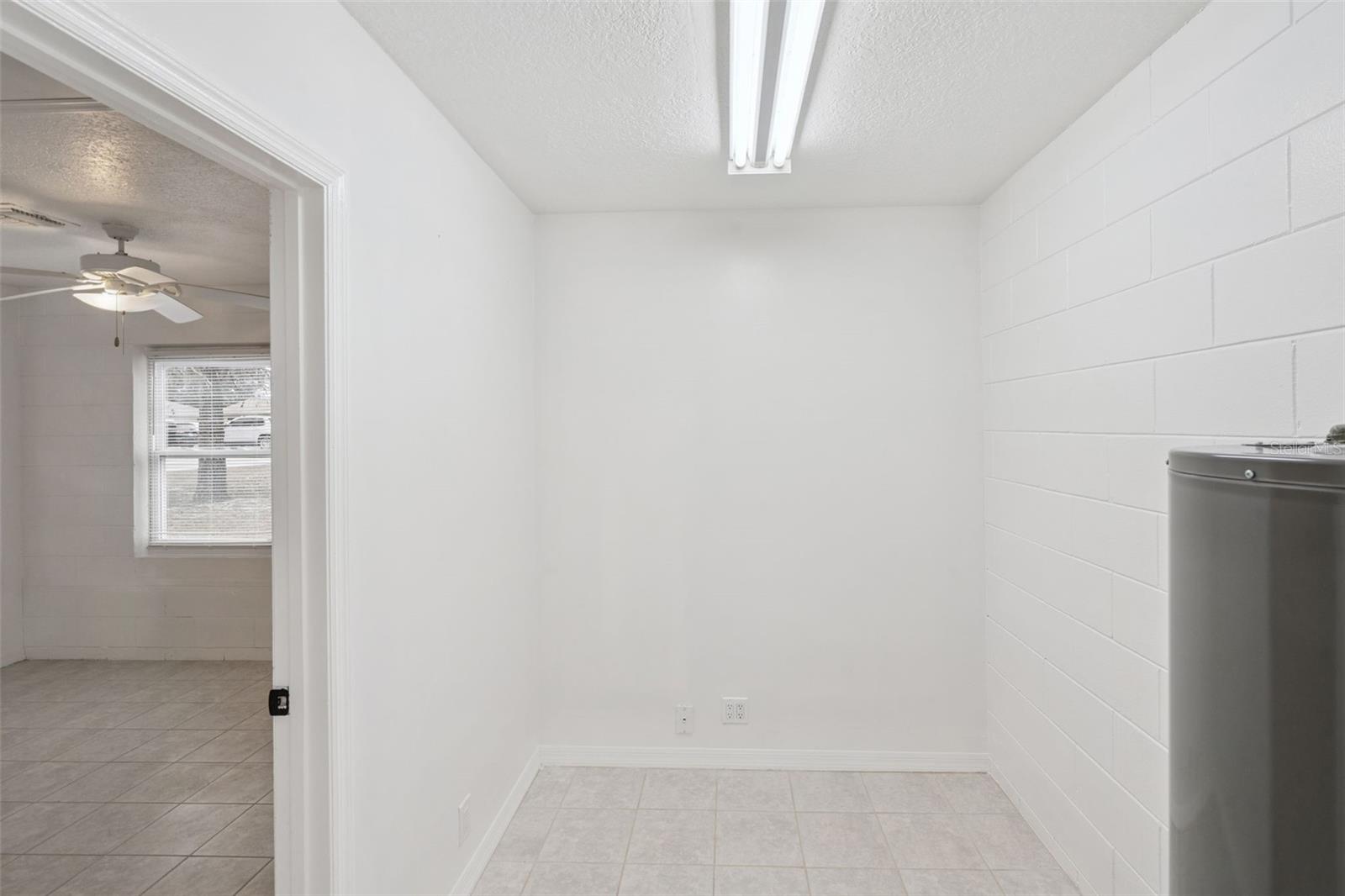 Image 20 of 24 For 11045 Pine Street