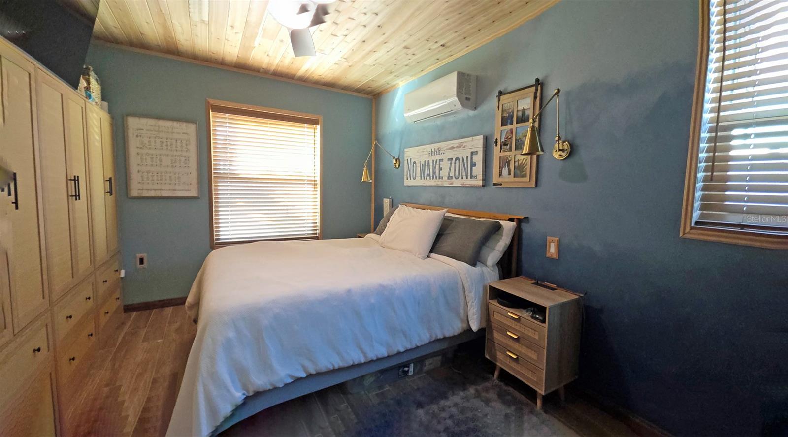 Image 13 of 27 For 6503 Lonnie Lee Lane