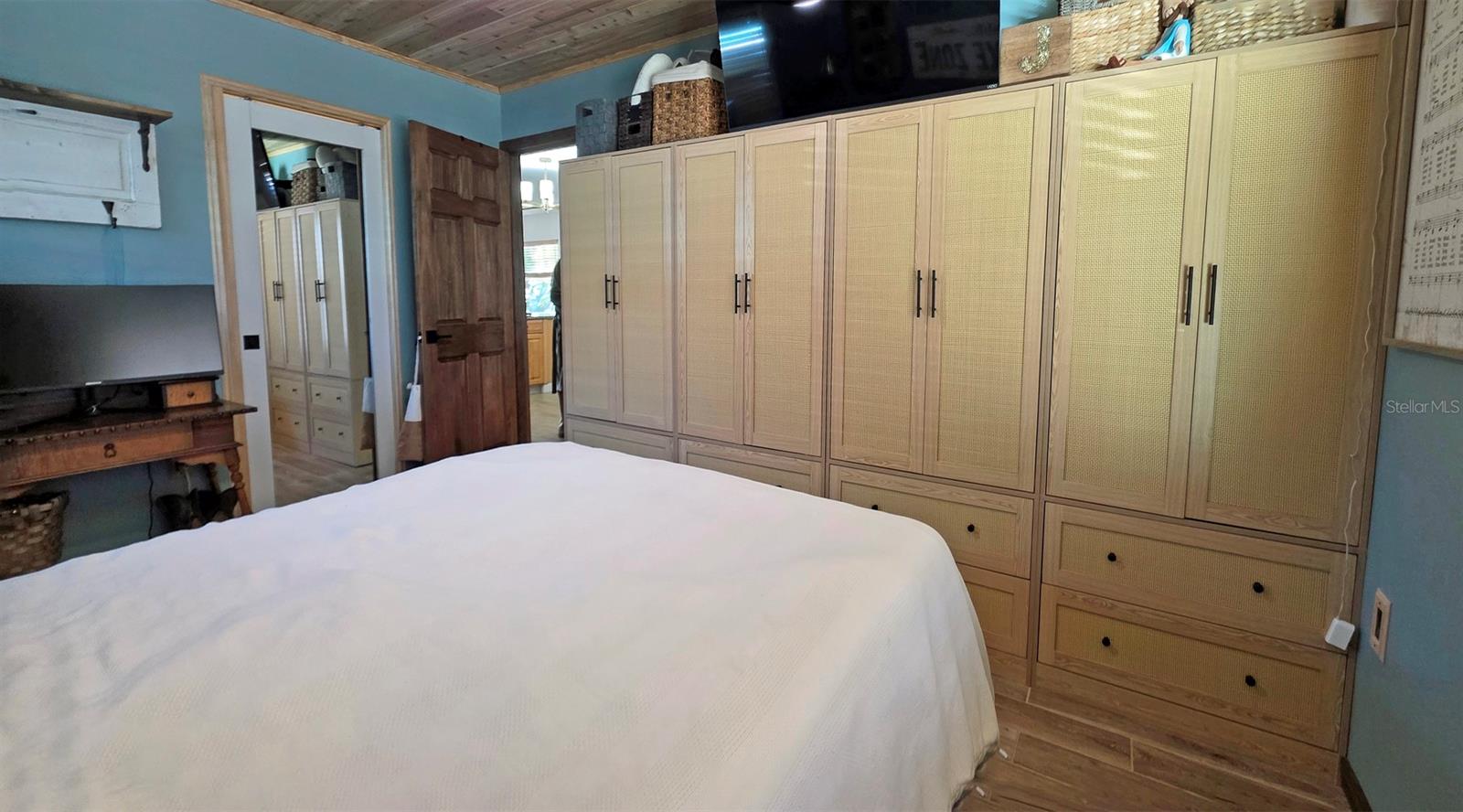 Image 14 of 27 For 6503 Lonnie Lee Lane