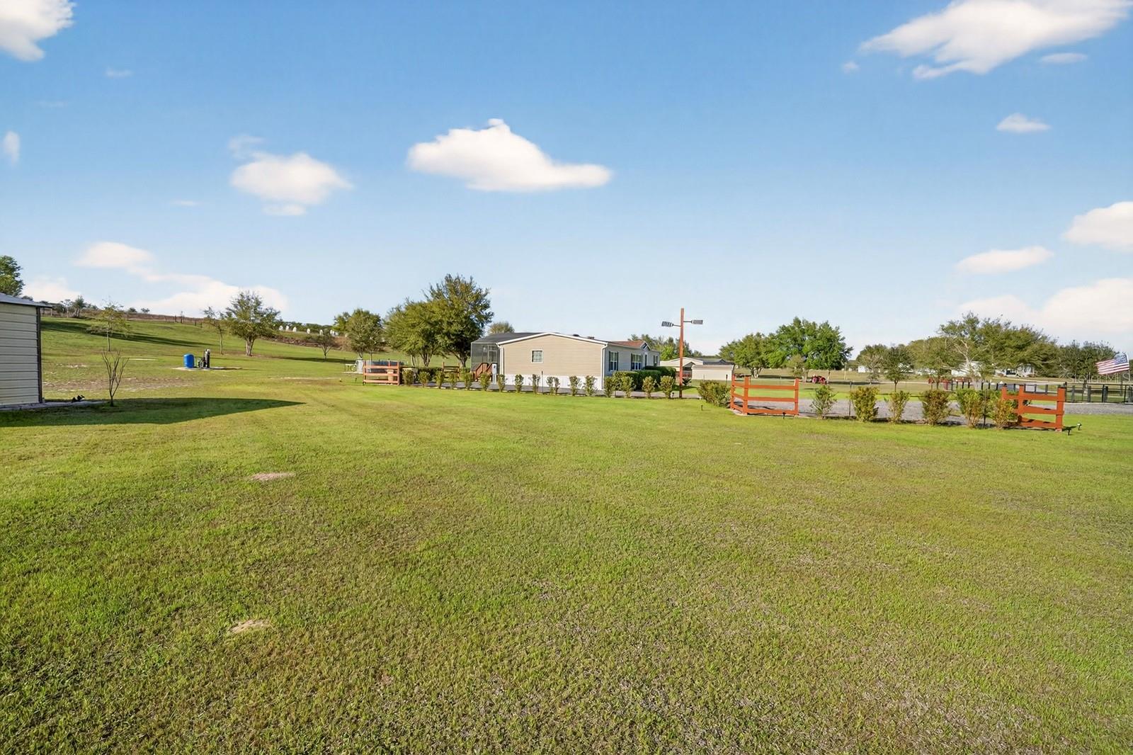 Image 37 of 60 For 8013 Sergeant Pepper Dr