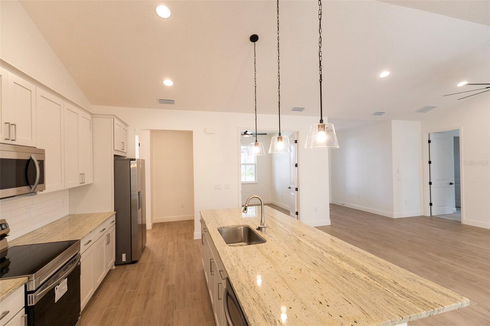 Image 8 of 20 For 726 Sloan's Ridge Road