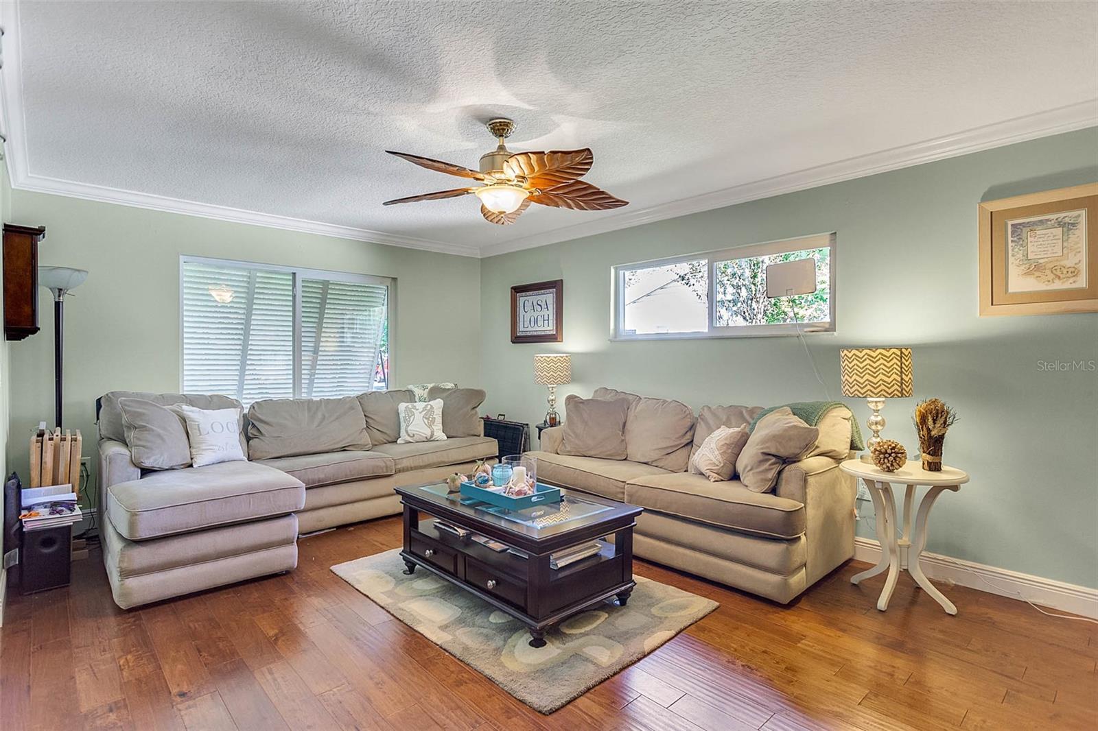 Image 4 of 24 For 952 Fairway Drive