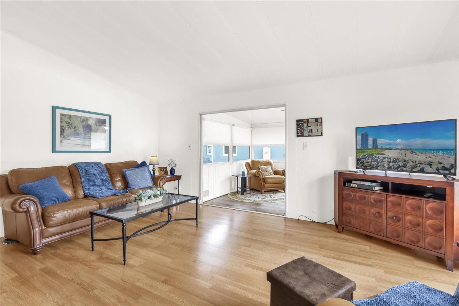 Image 11 of 35 For 1229 Dustin Drive