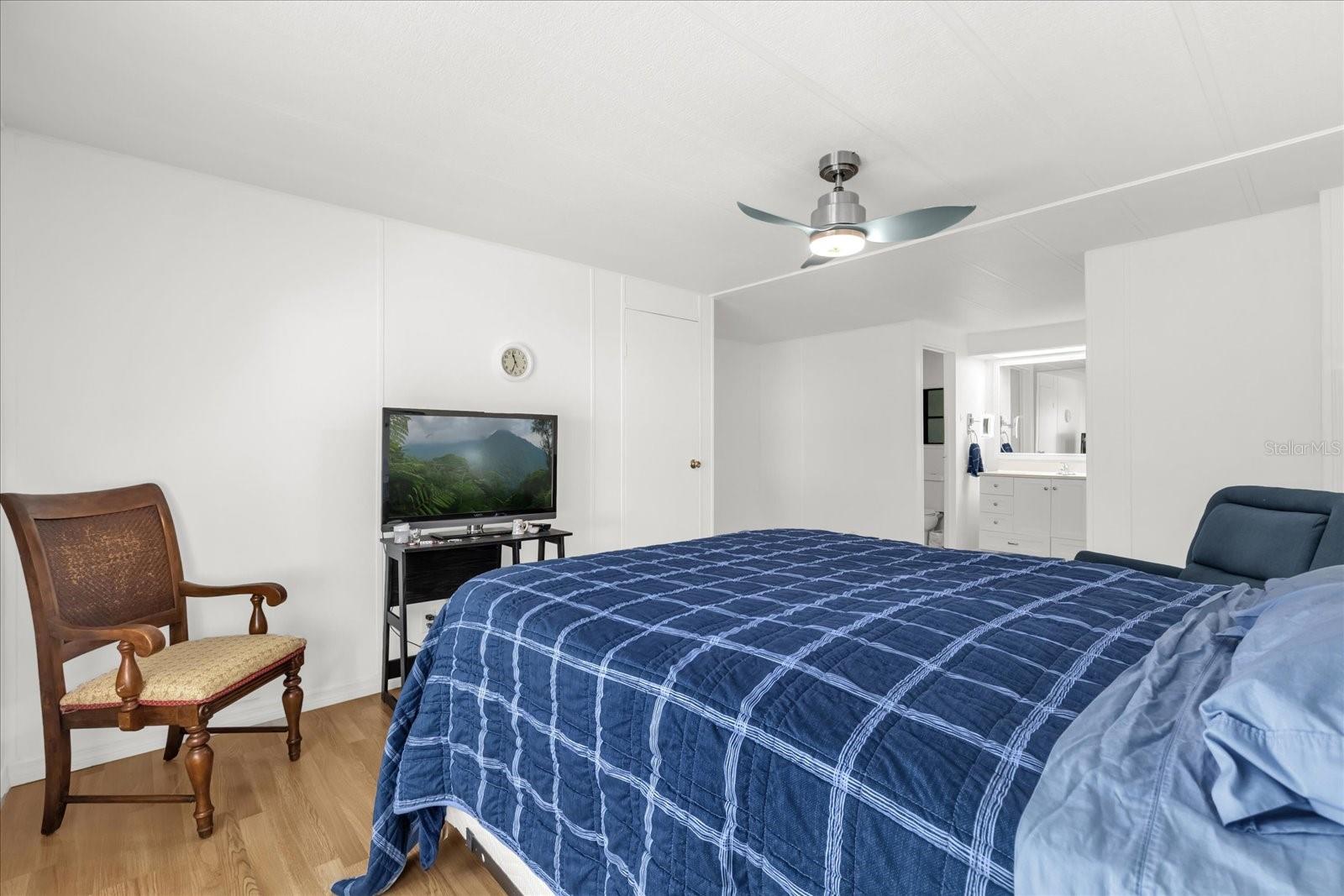 Image 21 of 35 For 1229 Dustin Drive