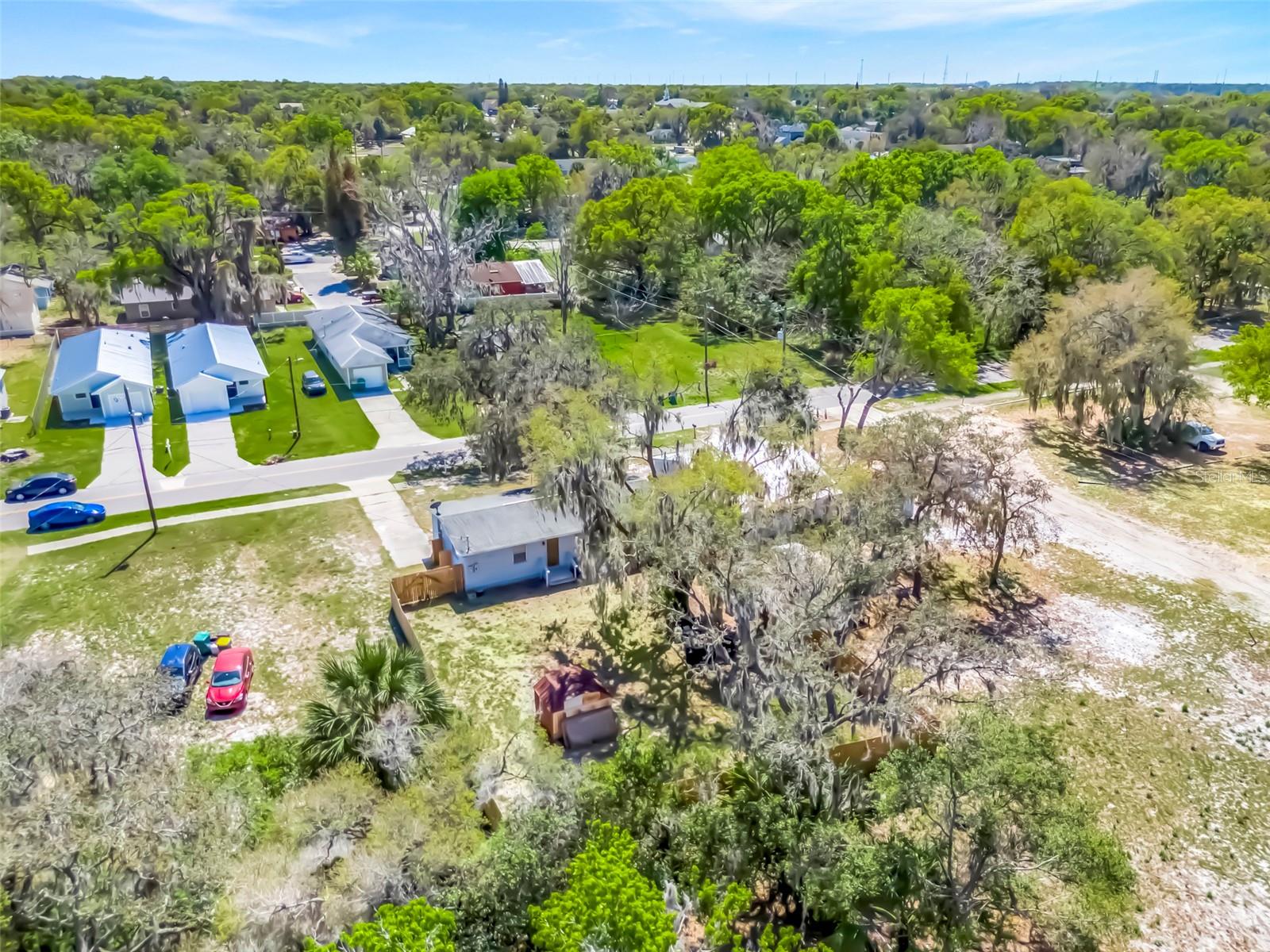 Image 13 of 15 For 1009 Hazzard Avenue