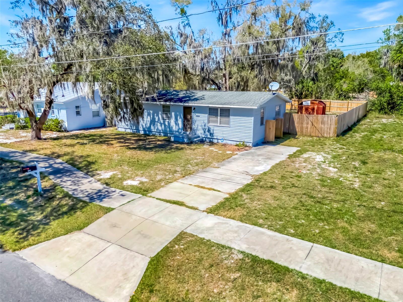 Image 2 of 15 For 1009 Hazzard Avenue