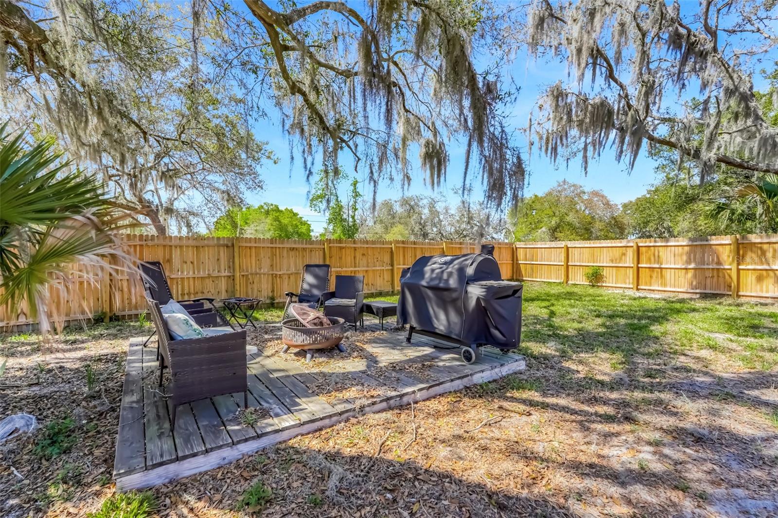 Image 9 of 15 For 1009 Hazzard Avenue