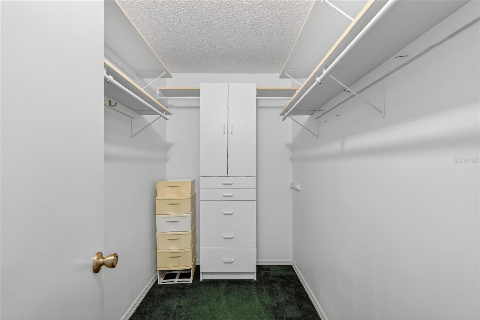 Image 22 of 41 For 10681 178th Street