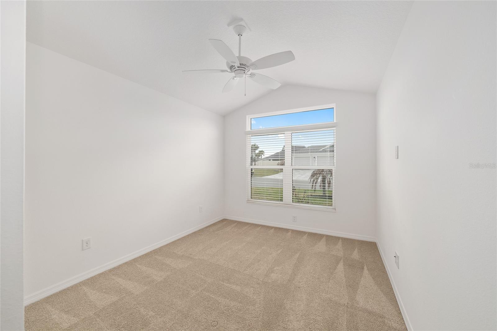 Image 28 of 47 For 1661 Vanbeck Circle