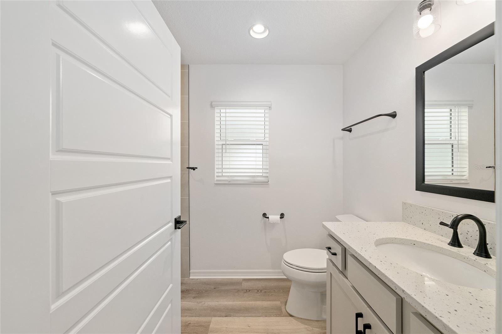 Image 30 of 47 For 1661 Vanbeck Circle