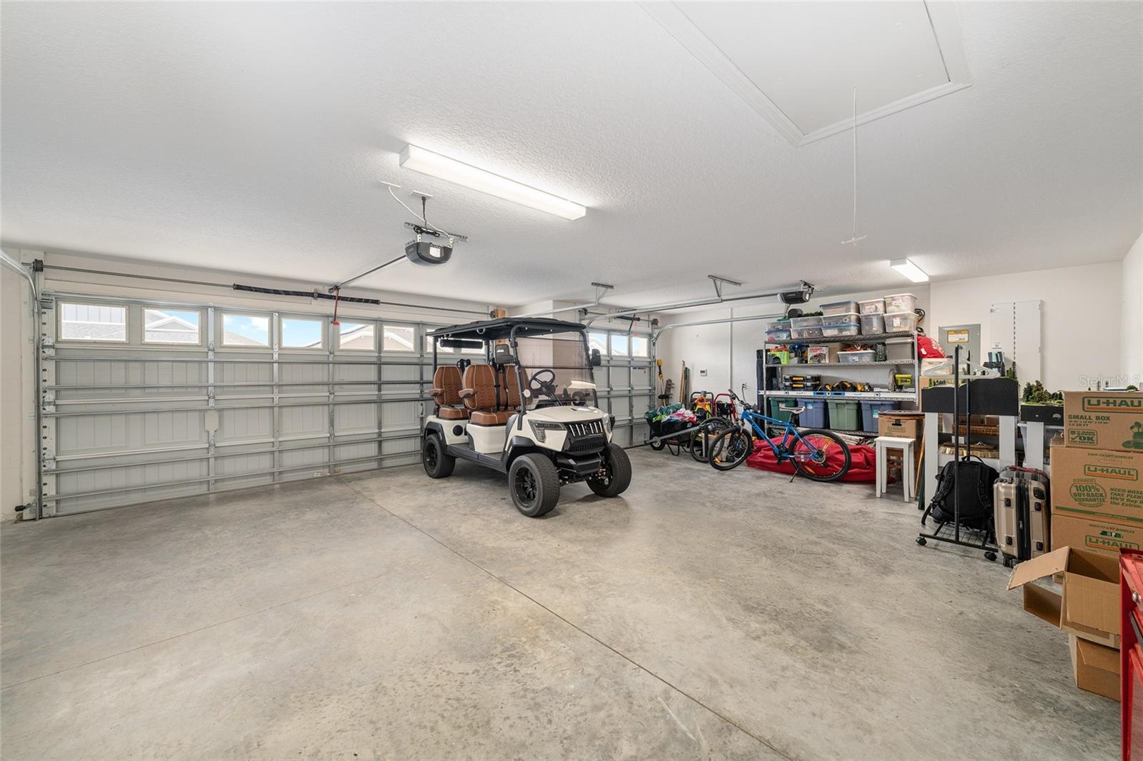 Image 32 of 47 For 1661 Vanbeck Circle