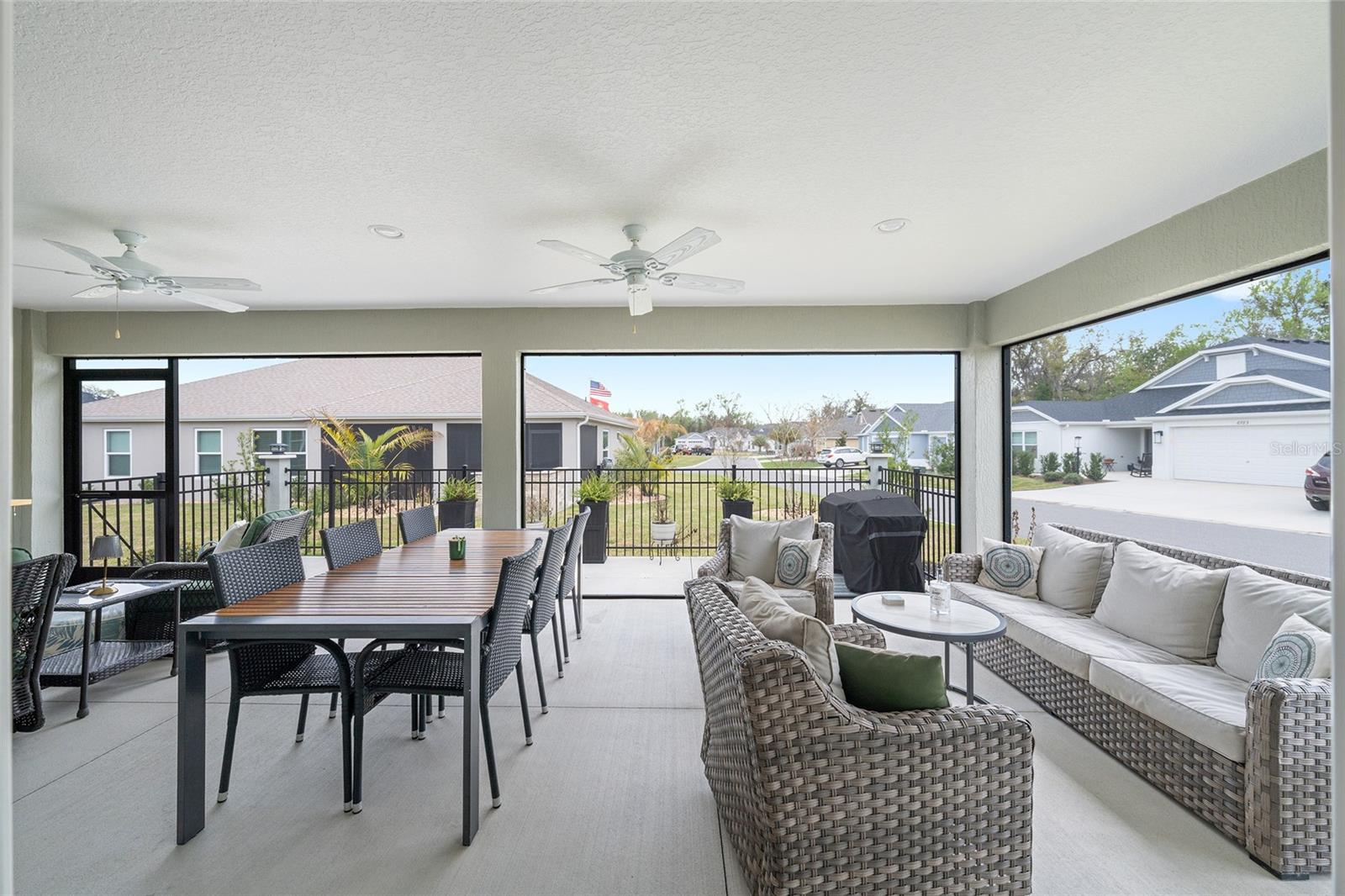 Image 33 of 47 For 1661 Vanbeck Circle