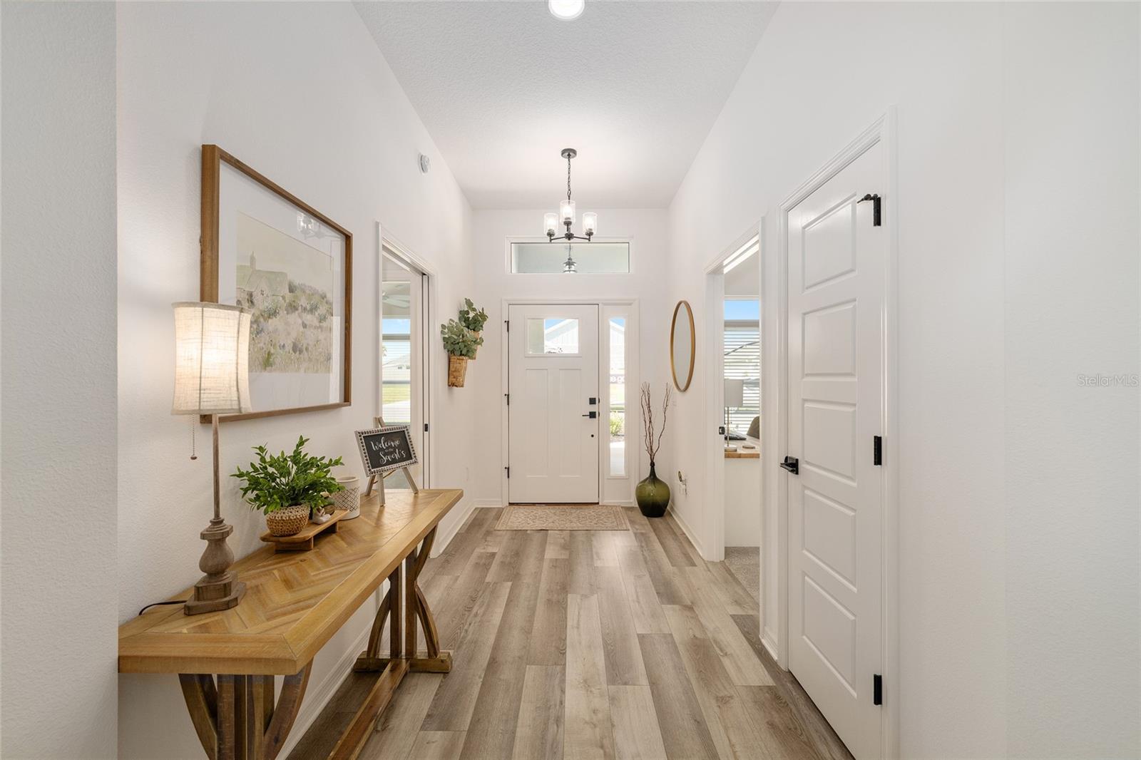 Image 8 of 47 For 1661 Vanbeck Circle