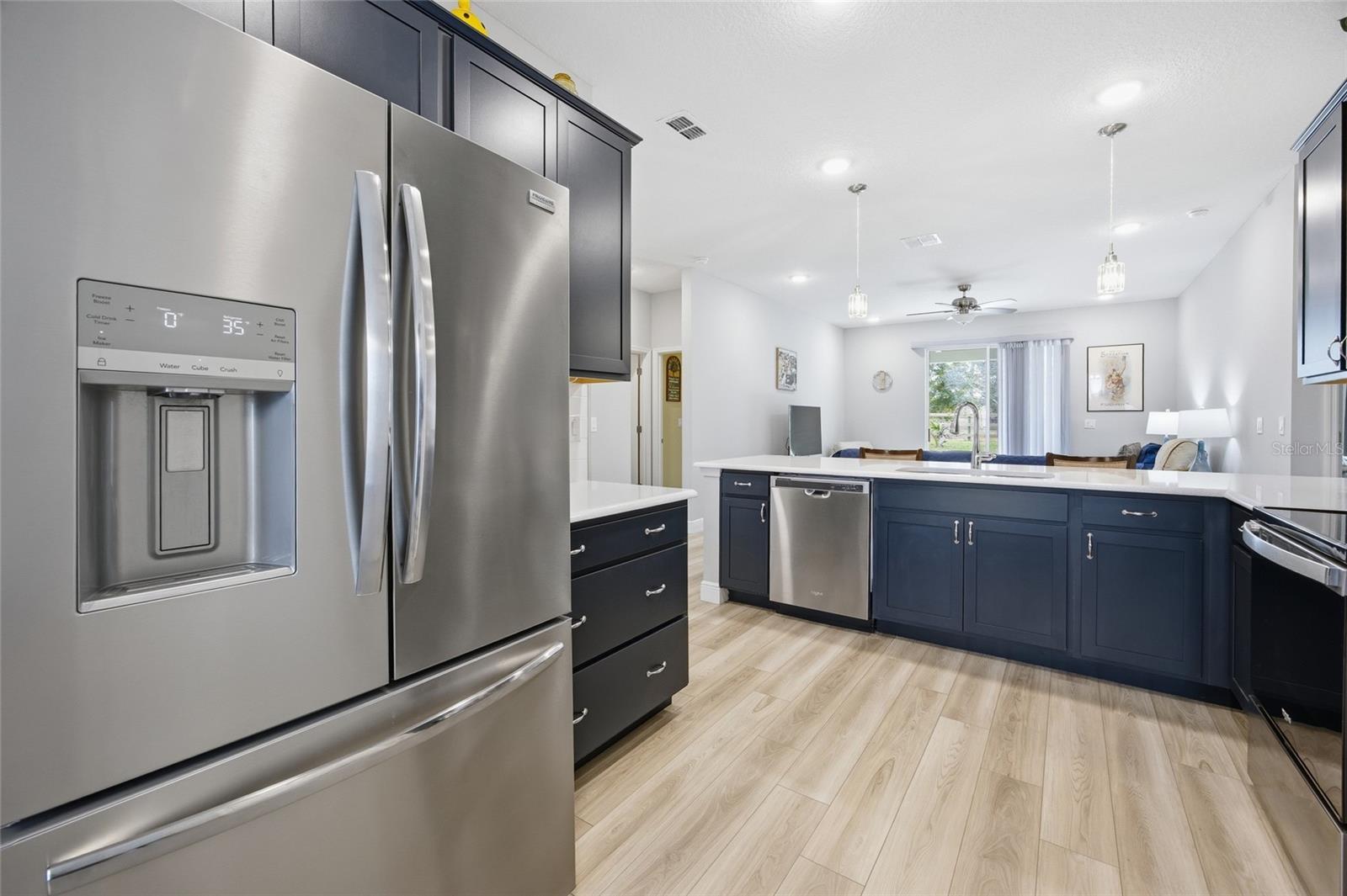 Listing photo id 9 for 5149 107th Loop