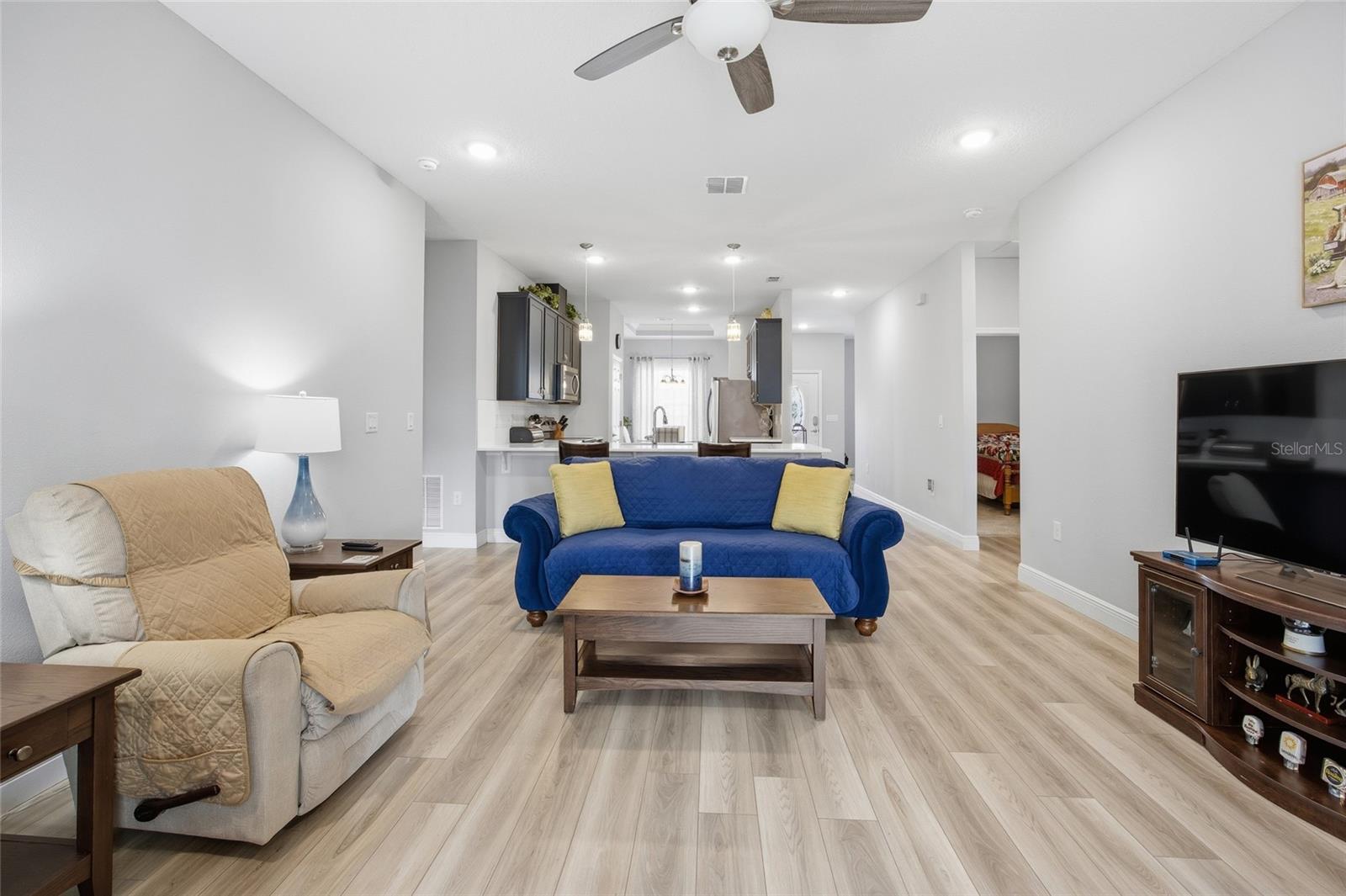 Listing photo id 16 for 5149 107th Loop