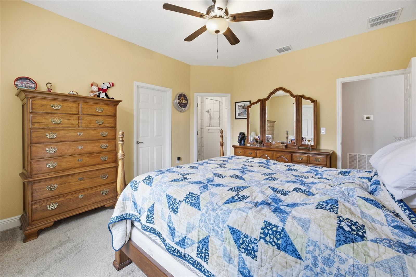 Listing photo id 19 for 5149 107th Loop