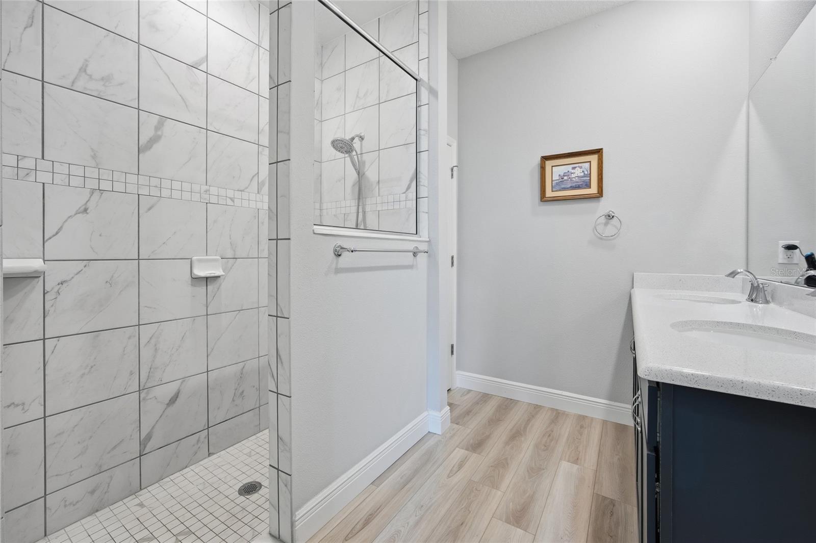 Listing photo id 20 for 5149 107th Loop