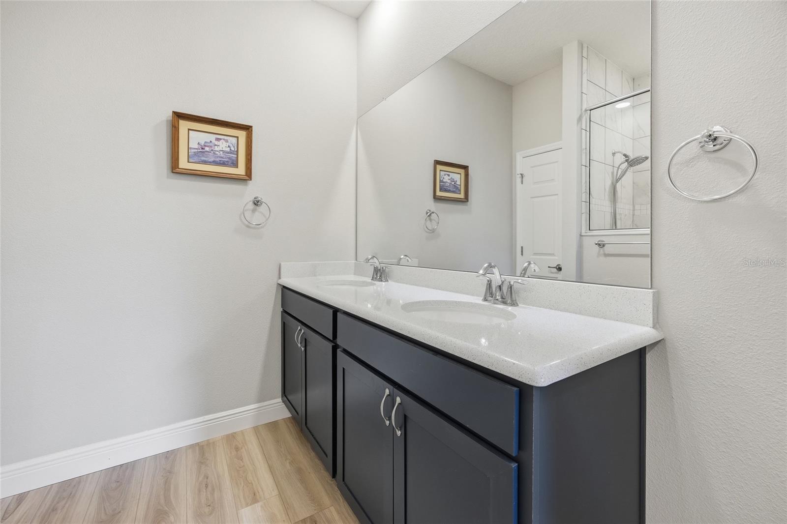 Listing photo id 22 for 5149 107th Loop