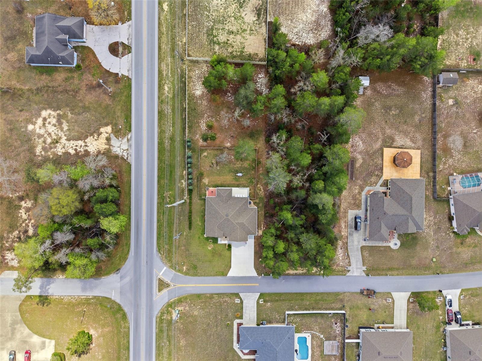 Listing photo id 40 for 5149 107th Loop