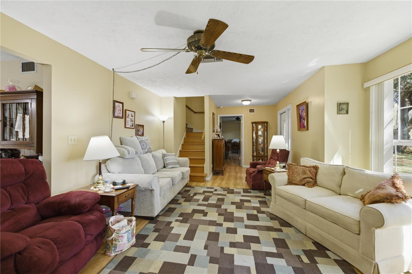 Image 13 of 44 For 49 Archwood Drive