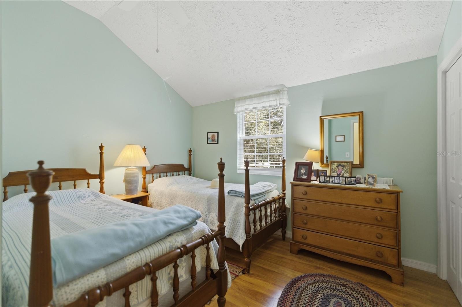 Image 18 of 44 For 49 Archwood Drive