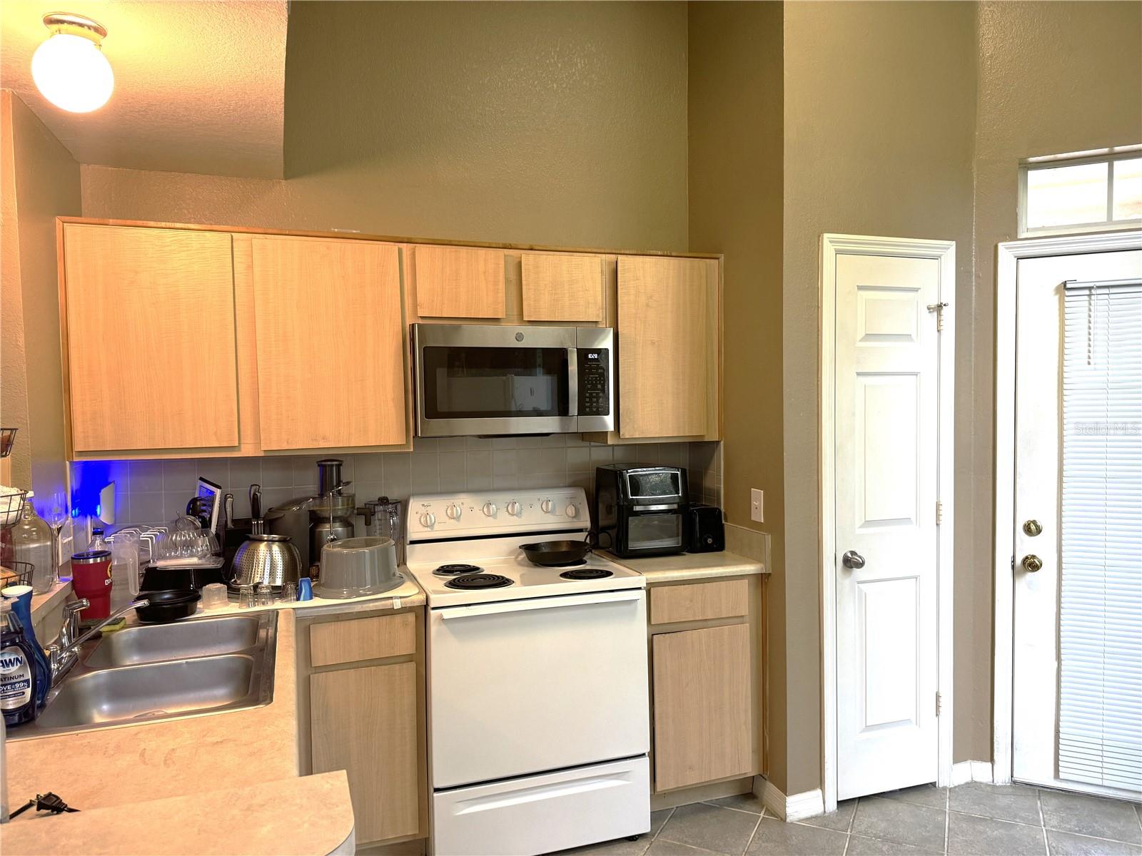 Image 27 of 46 For 1101 Vintage Village Lane 108