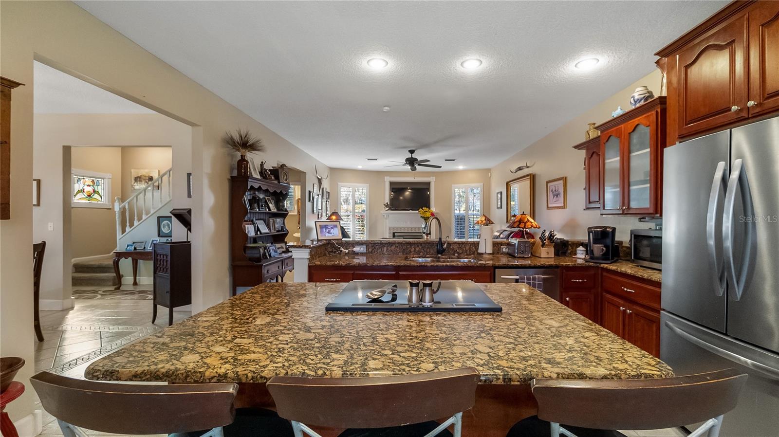 Image 14 of 39 For 110 Minnehaha Avenue