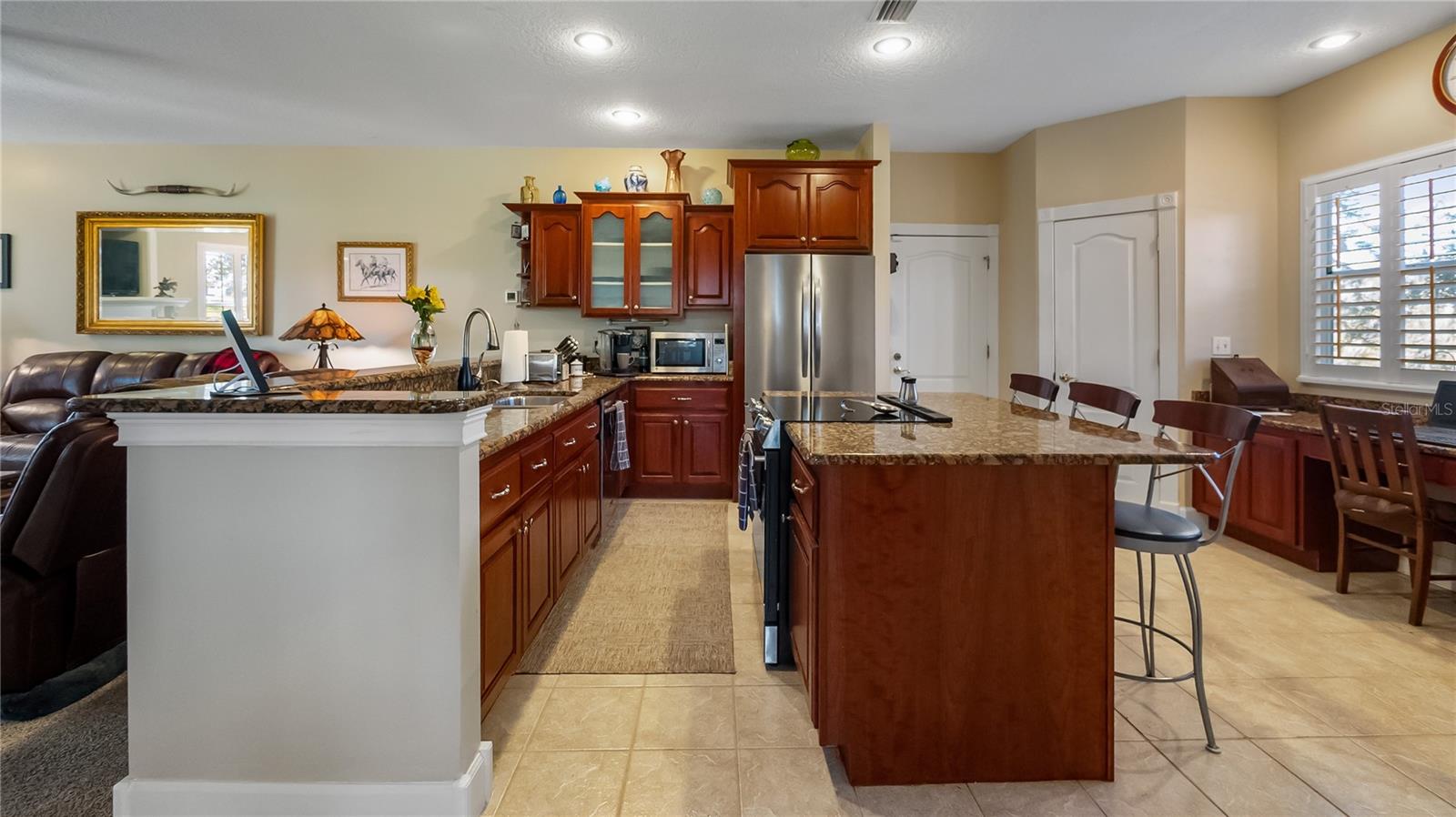 Image 16 of 39 For 110 Minnehaha Avenue