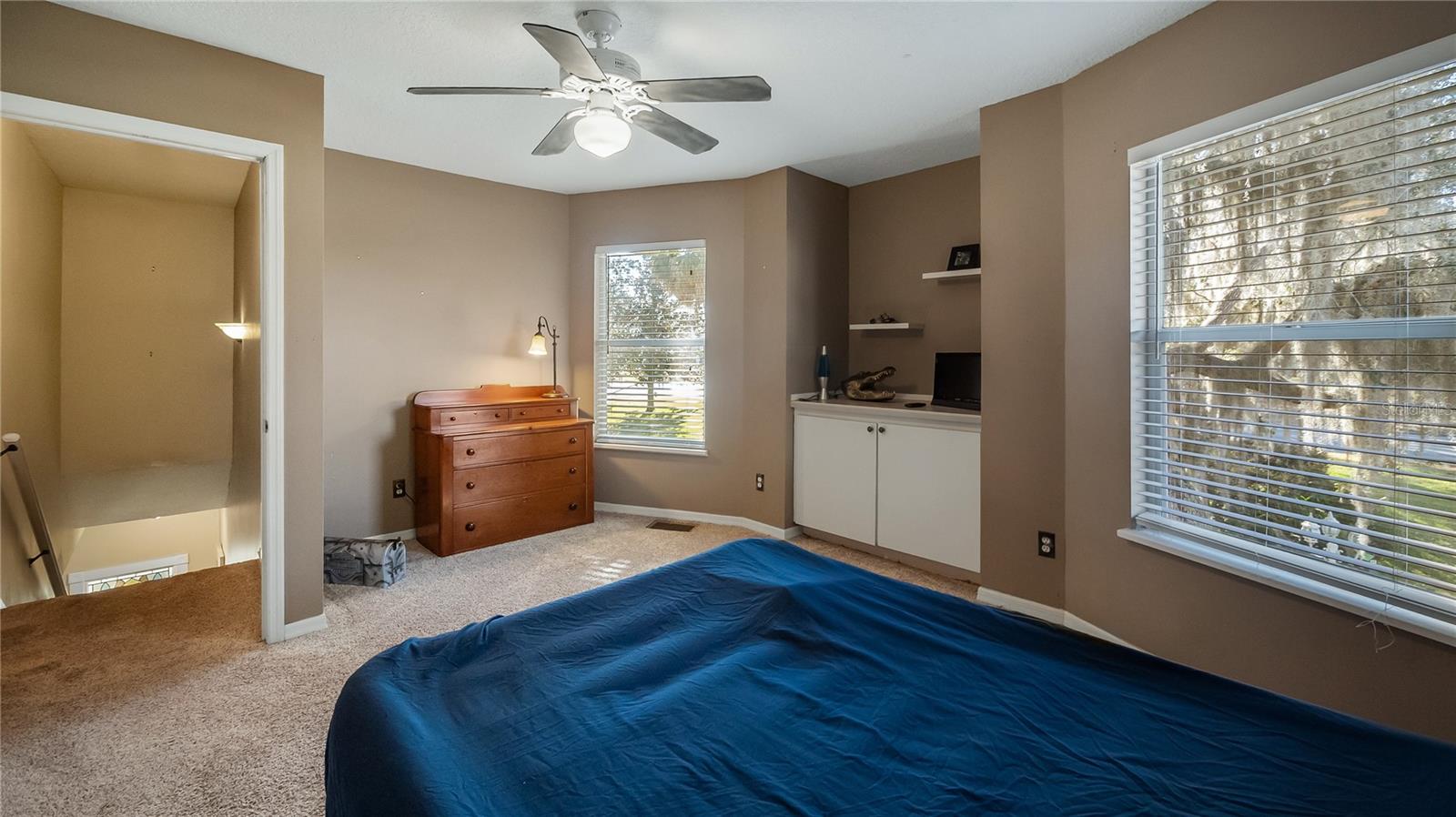 Image 24 of 39 For 110 Minnehaha Avenue