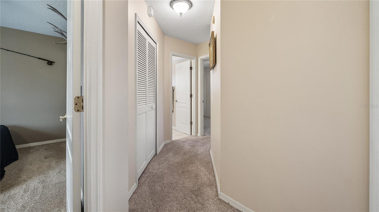 Image 27 of 39 For 110 Minnehaha Avenue