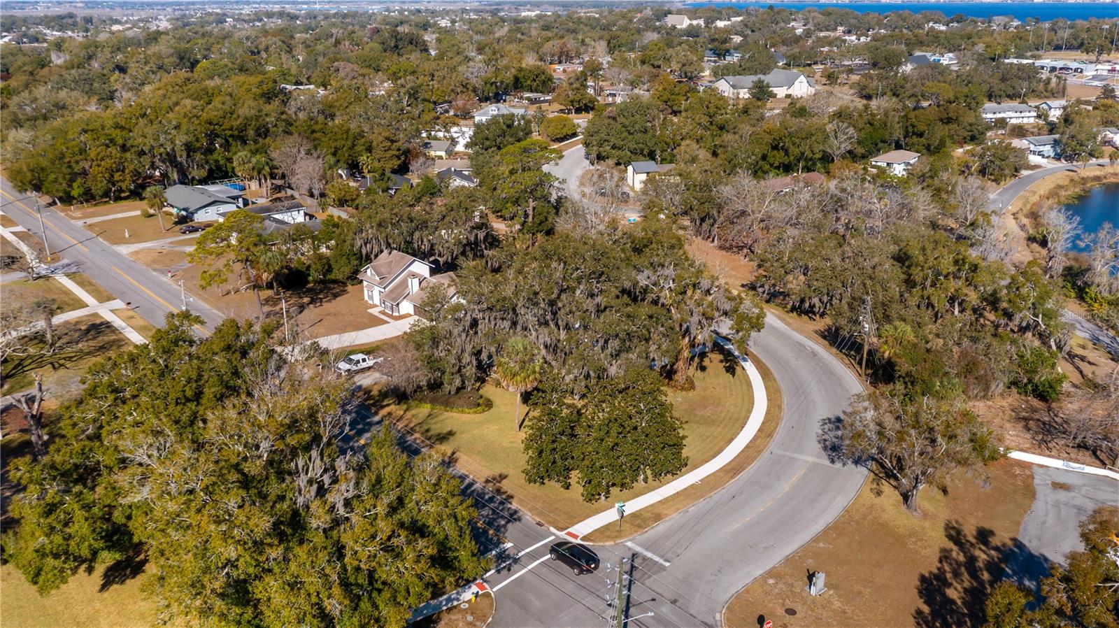 Image 38 of 39 For 110 Minnehaha Avenue