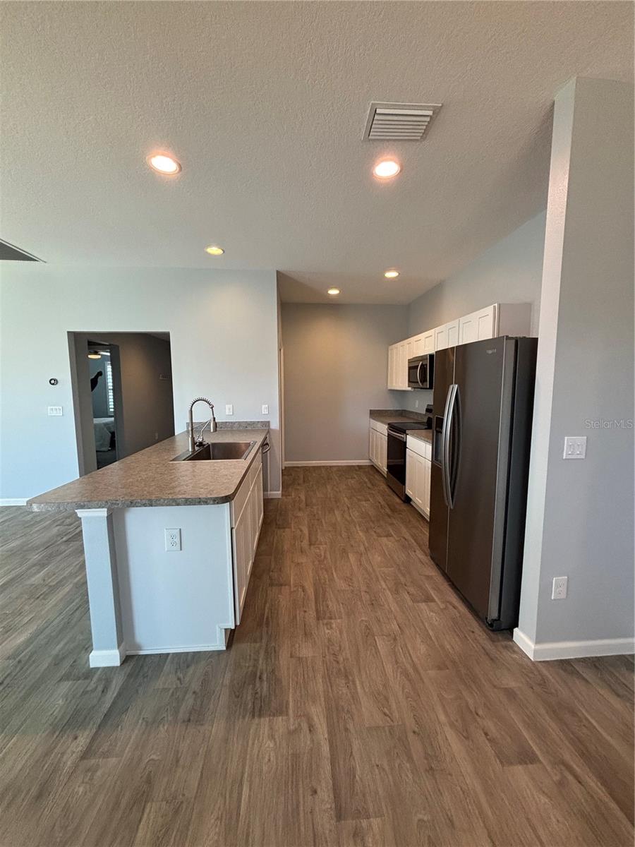 Image 17 of 39 For 3319 Rohan Road