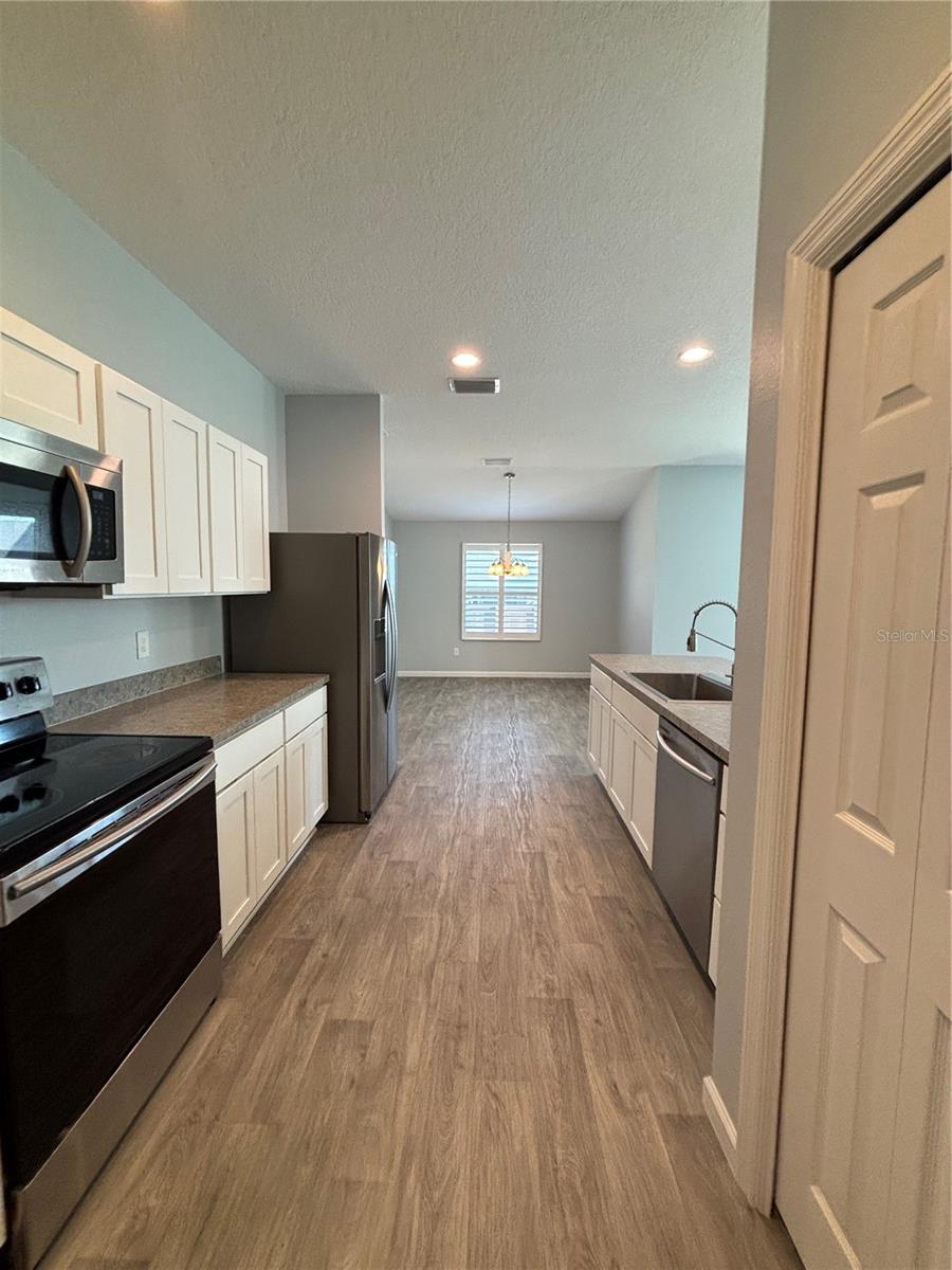 Image 19 of 39 For 3319 Rohan Road