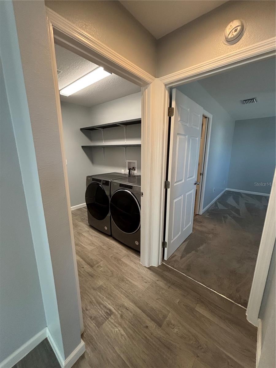 Image 22 of 39 For 3319 Rohan Road