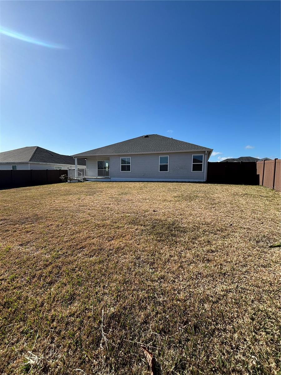 Image 37 of 39 For 3319 Rohan Road