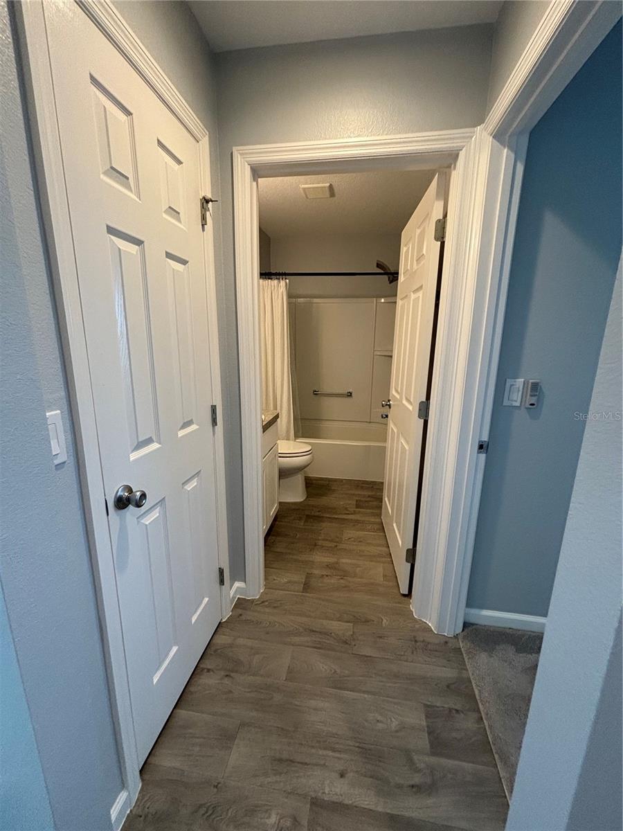 Image 8 of 39 For 3319 Rohan Road