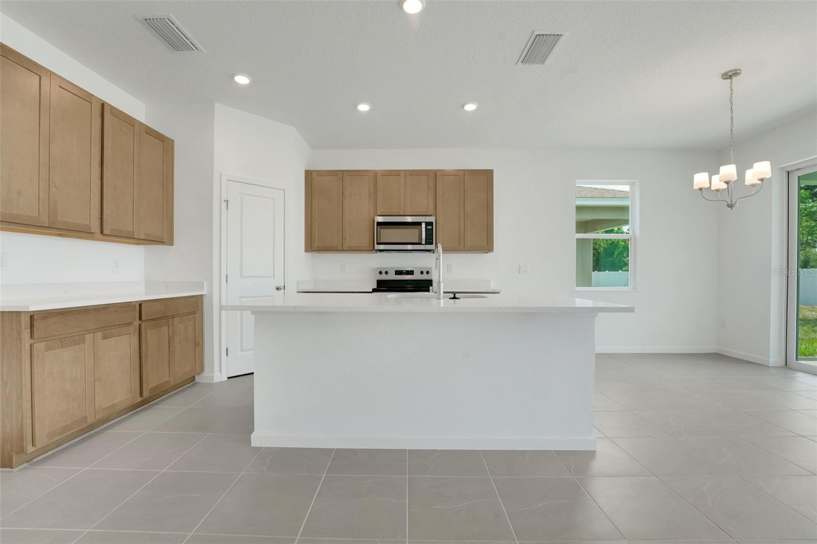 Image 9 of 31 For 5051 Abigail Drive