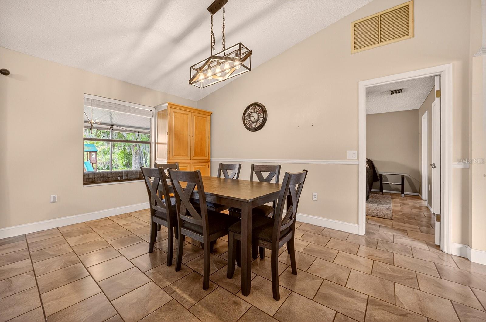 Image 12 of 40 For 12584 Wedgefield Drive