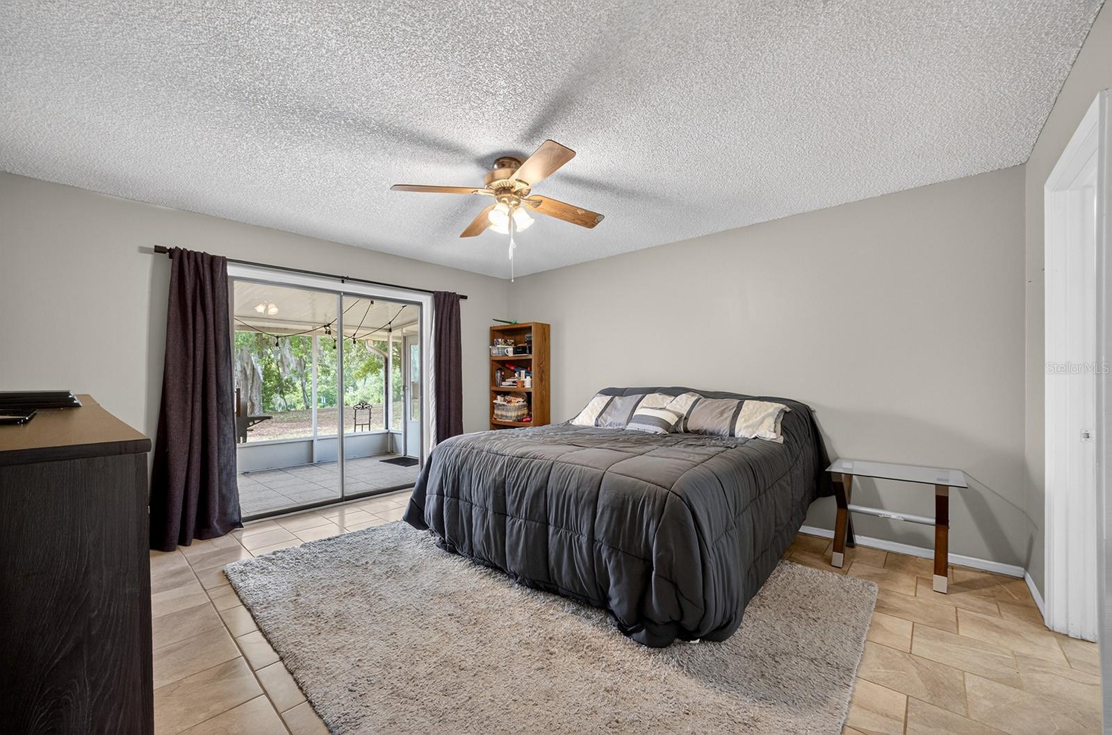 Image 19 of 40 For 12584 Wedgefield Drive