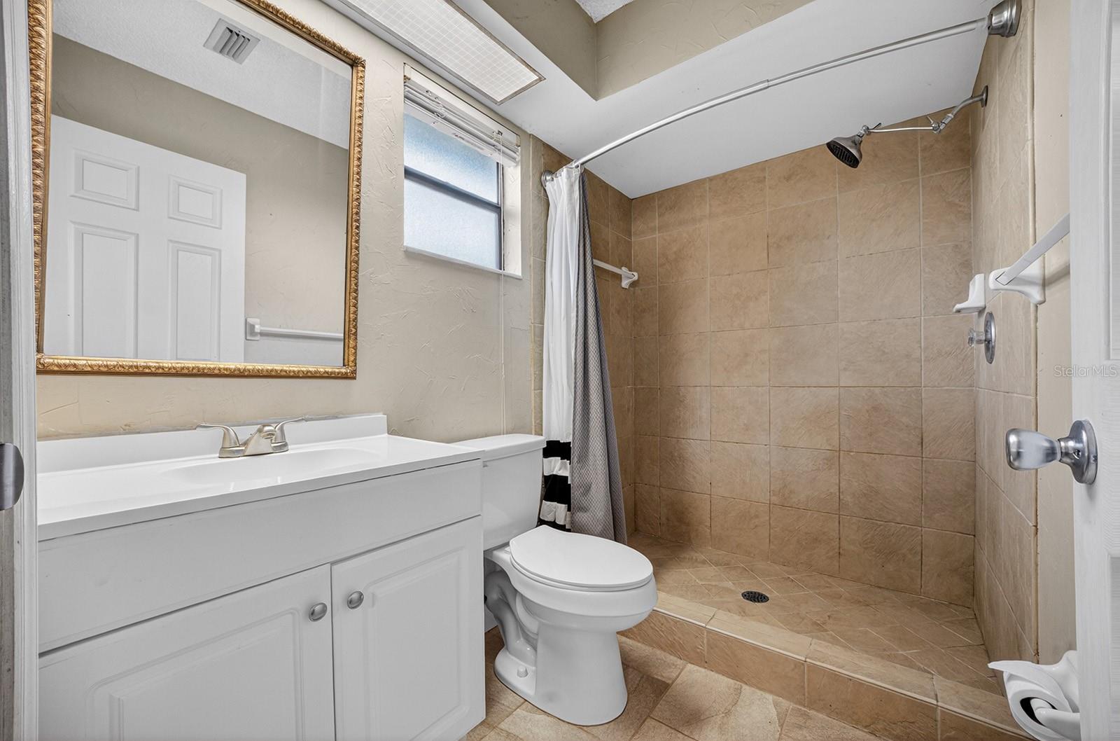 Image 23 of 40 For 12584 Wedgefield Drive