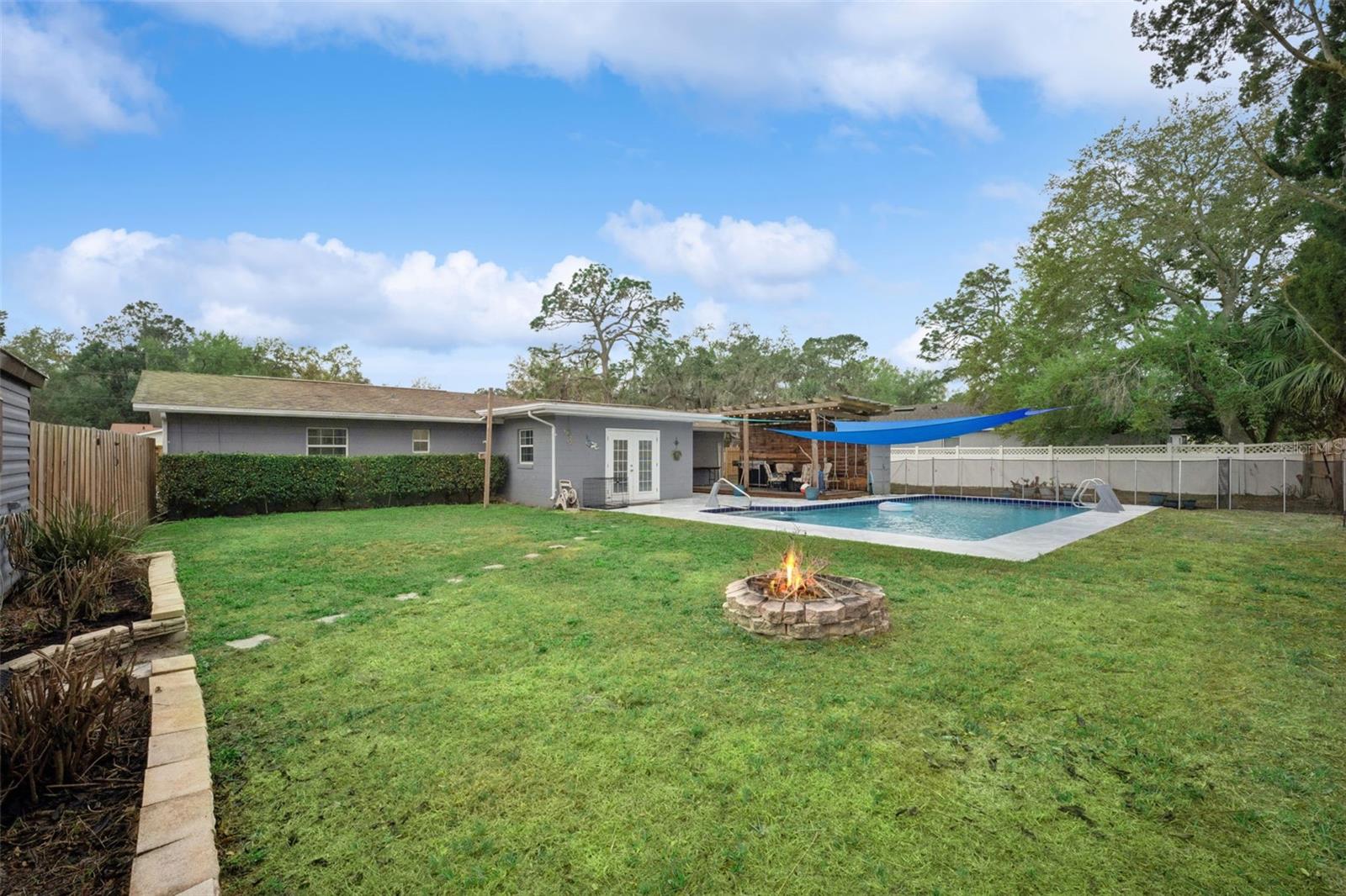 Image 4 of 45 For 16915 Cumbermoore Lane