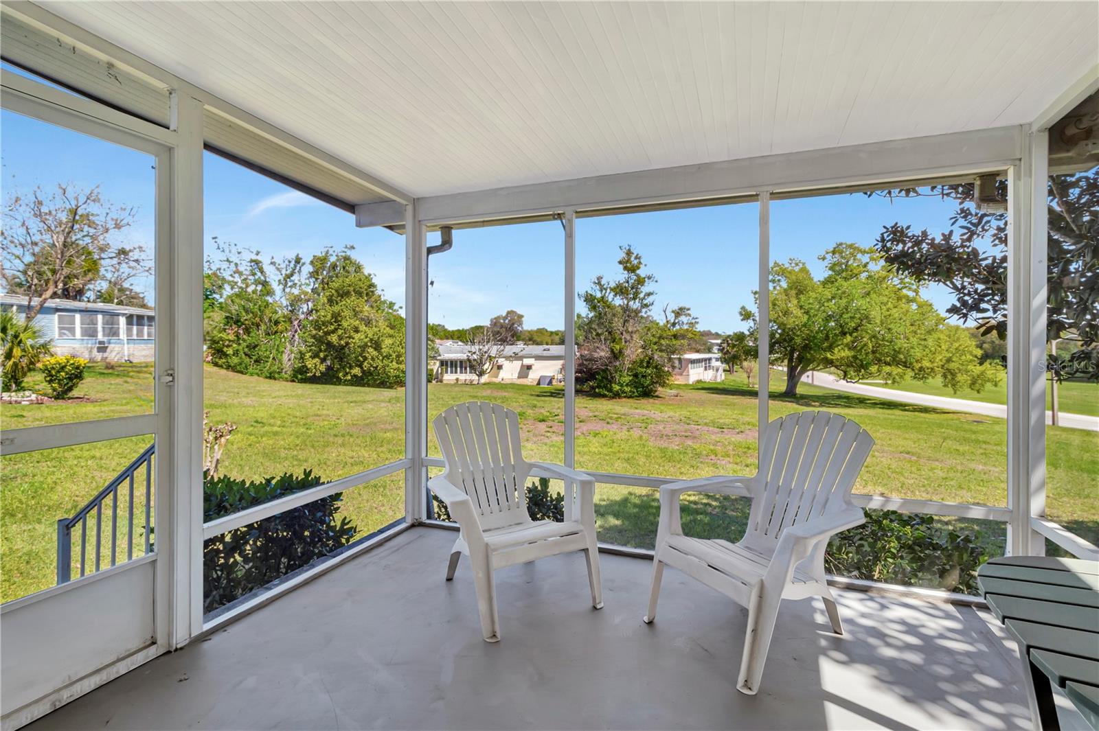 Image 13 of 32 For 2627 Fiddlewood Court 868