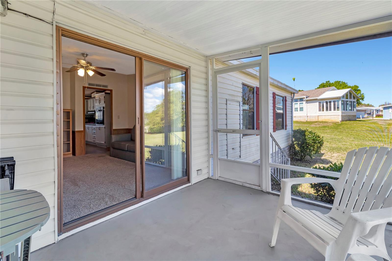 Image 14 of 32 For 2627 Fiddlewood Court 868