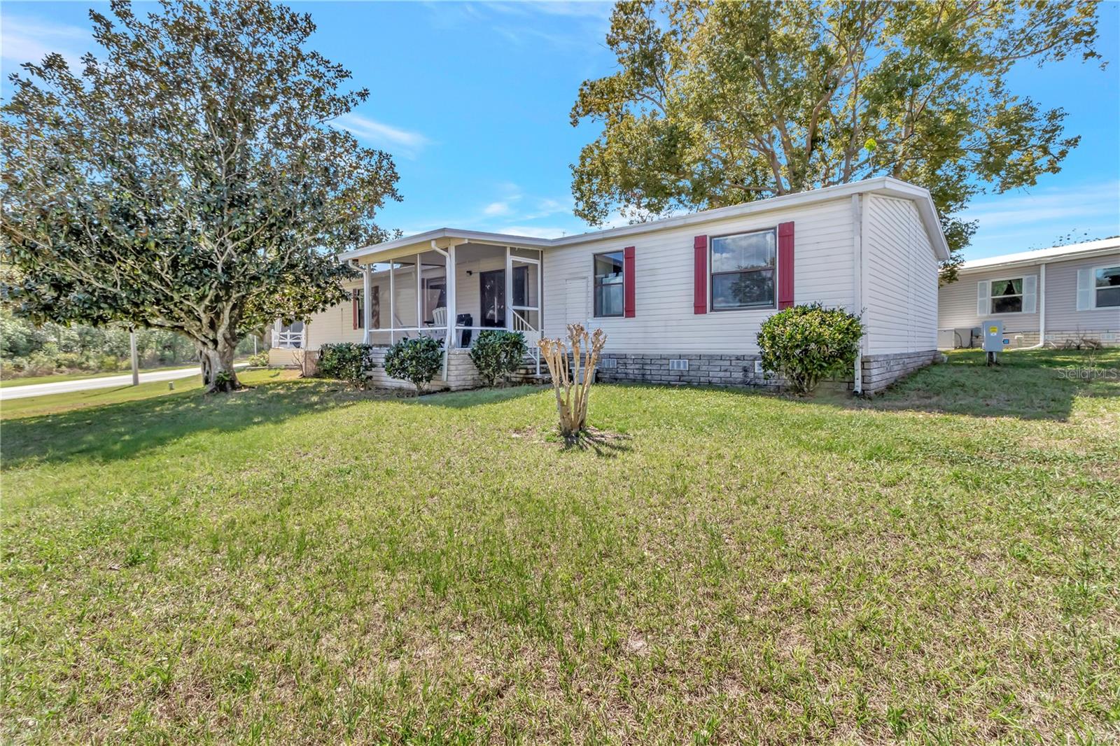 Image 24 of 32 For 2627 Fiddlewood Court 868