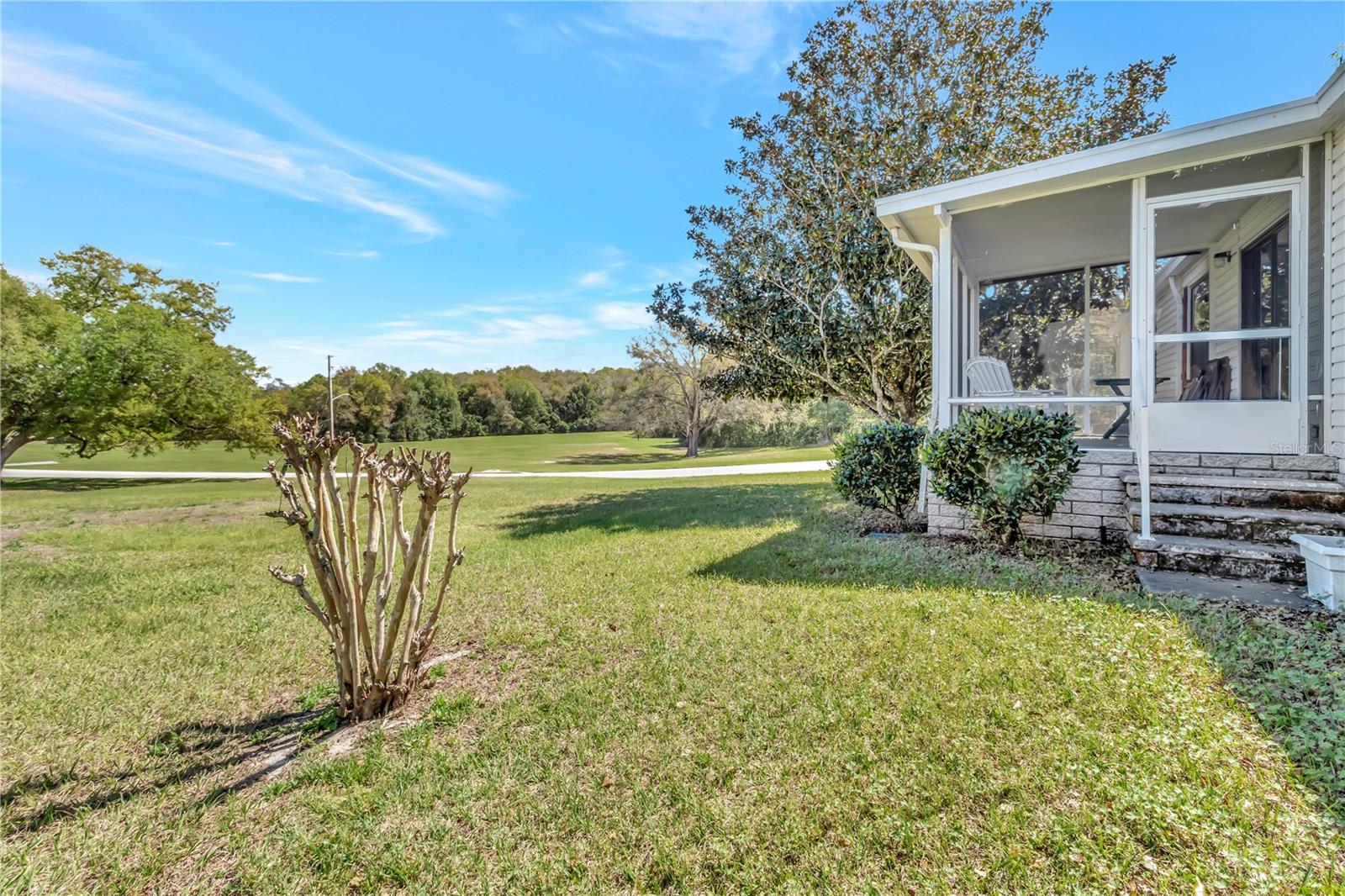 Image 25 of 32 For 2627 Fiddlewood Court 868