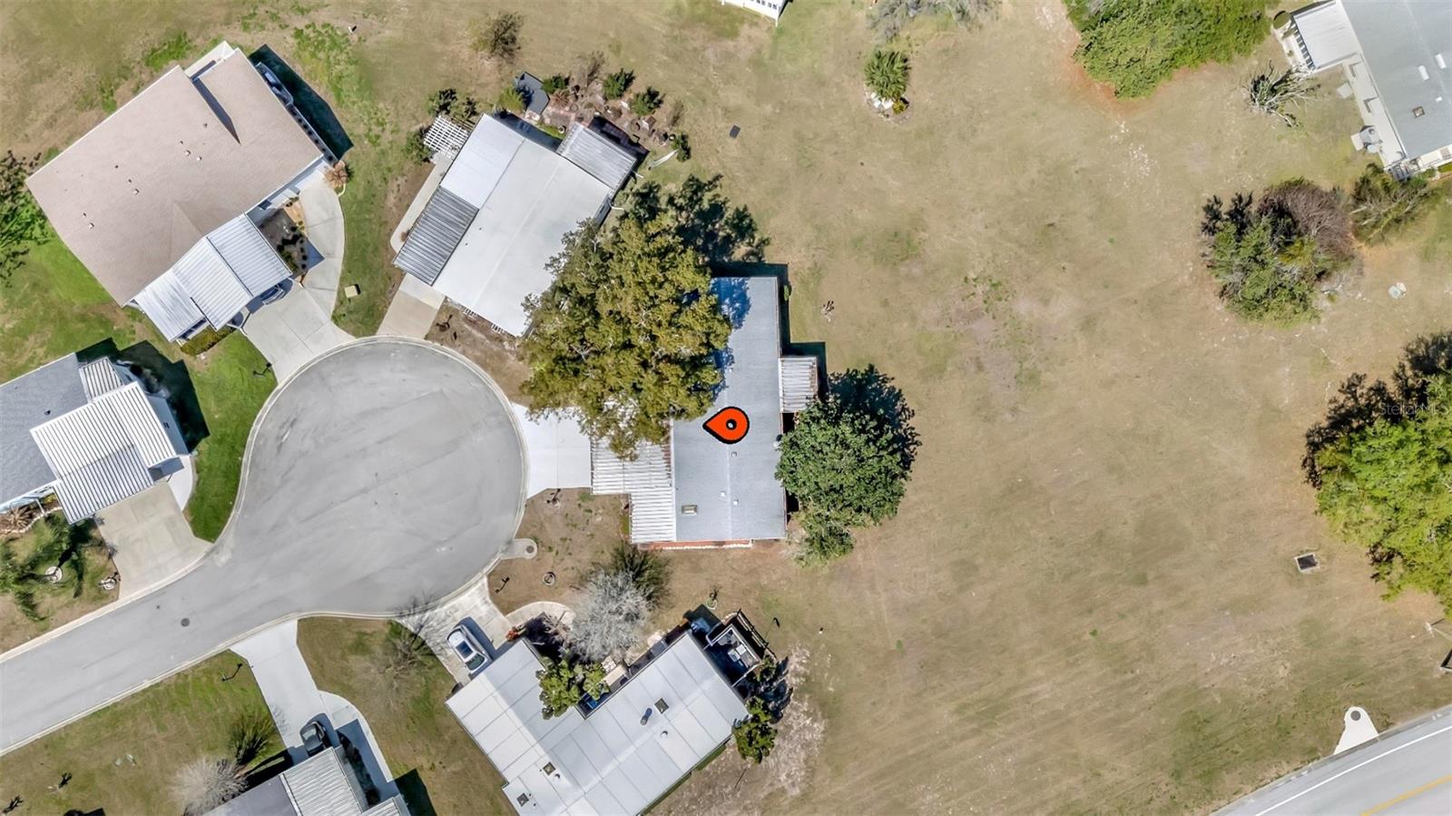 Image 30 of 32 For 2627 Fiddlewood Court 868