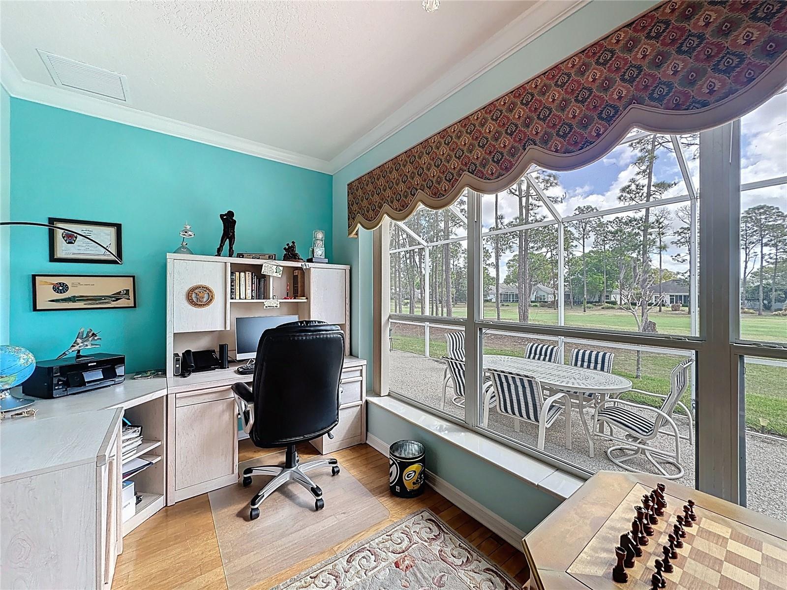 Image 33 of 72 For 2318 Fenton Avenue